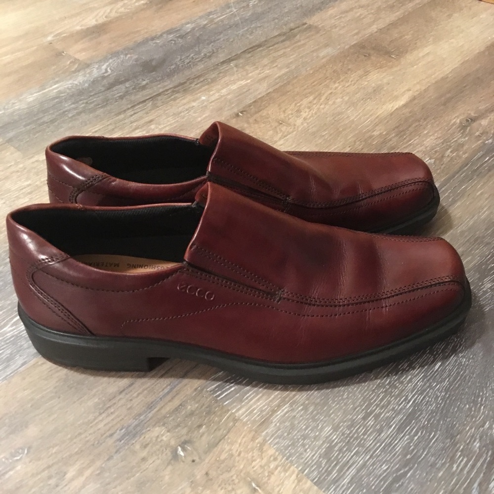 ECCO Helsinki Slip On Dress Shoe